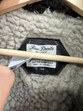 Load image into Gallery viewer, Vintage Leather Fur Collar G-1 Bomber Jacket 44 Large
