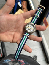 Load image into Gallery viewer, Vintage 1992 GUESS Diver Day / Date / Moon Phase Quartz Watch
