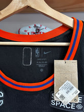 Load image into Gallery viewer, 2011 Nike New York Knicks City Edition Derrick Rose Swingman NWT 2XL
