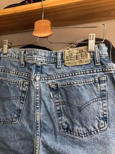 Vintage 2001 Levi’s Silvertab Light Wash Loose Jean Shorts Size 30