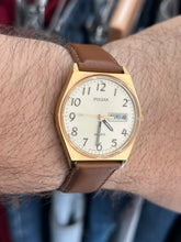 Load image into Gallery viewer, Vintage 90s Pulsar Gold Day / Date Quartz Watch
