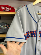 Load image into Gallery viewer, Vintage Majestic New York Mets Road Gray Jersey Large
