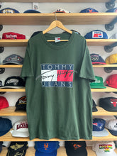 Load image into Gallery viewer, Vintage 90s Tommy Hilfiger Jeans Flag Tee Size Medium
