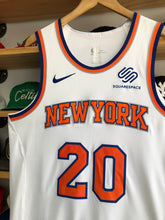 Load image into Gallery viewer, 2018 Nike New York Knicks Kevin Knox Authentic Jersey Size 44/Medium
