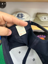 Load image into Gallery viewer, Vintage Deadstock New York Yankees Plain Logo Yupoong
