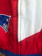 Load image into Gallery viewer, Vintage Logo Athletic New England Patriots Sharktooth Puffer Jacket Size Medium
