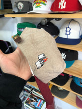 Load image into Gallery viewer, Vintage Zippo Lighter Shoot 95 Leather Strapback
