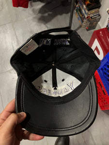 Vintage MLB New York Yankees Leather Velcro Back Hat
