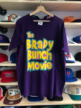 Load image into Gallery viewer, Vintage 1995 The Brady Bunch Movie Tee Size Large
