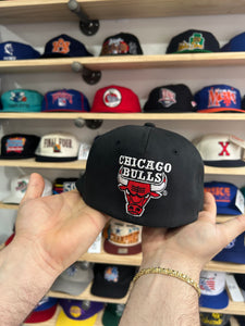 Vintage Chicago Bulls Starter Stretchfit Brimless Hat