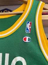 Load image into Gallery viewer, Vintage Early 90s Champion Seattle Sonics Detlef Schrempf Jersey Size 44/L
