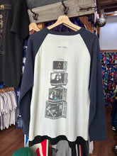 Load image into Gallery viewer, Vintage 2002 Tom Petty &amp; the Heartbreakers Long Sleeve Tee Large
