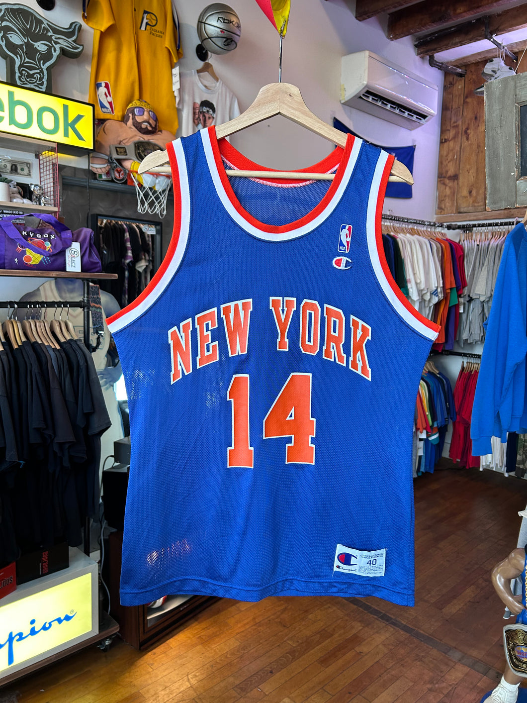 Vintage Anthony Mason New York Knicks Champion 40 Medium
