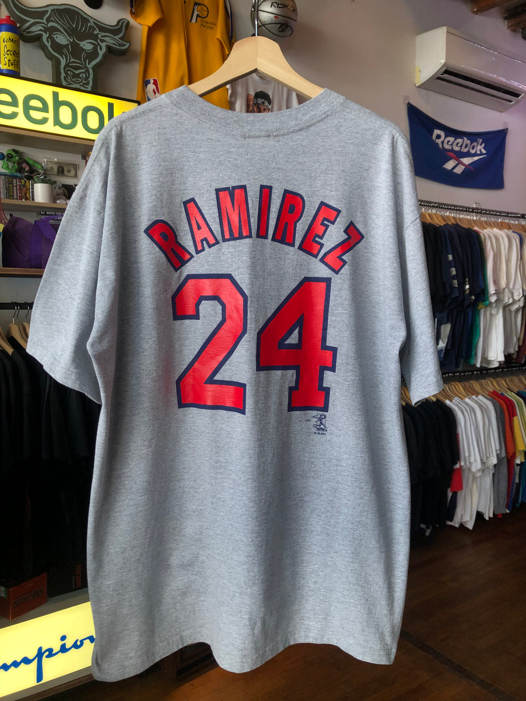 Vintage 2000 Cleveland Indians Manny Ramirez Tee Size XL
