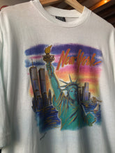 Load image into Gallery viewer, Vintage New York City Statue Of Liberty Skyline Tee Size XL
