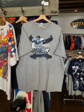 Load image into Gallery viewer, Deadstock New York Yankees Derek Jeter Shirt Size XL

