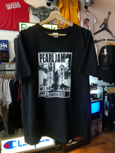 2010 Pearl Jam Band Concert Tee Size Large