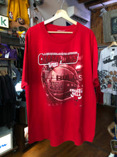 Load image into Gallery viewer, Vintage 1998 NBA Finals Chicago Bulls Tee Size XL
