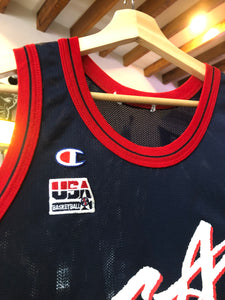 Vintage Champion USA Basketball Olympics Shaquille O’Neal Jersey Size 40 / Medium