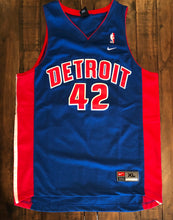 Load image into Gallery viewer, Detroit Pistons Jerry Stackhouse Nike Swingman Jersey XL
