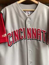 Load image into Gallery viewer, Vintage Majestic Cincinnati Reds Blank Jersey Size 2XL
