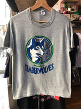 Load image into Gallery viewer, Vintage Single Stitched Trench Minnesota Timberwolves Tee Size Medium

