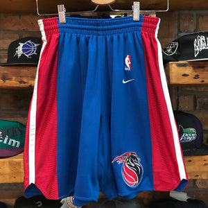 Vintage Nike Authentic Detroit Pistons Shorts Size 34